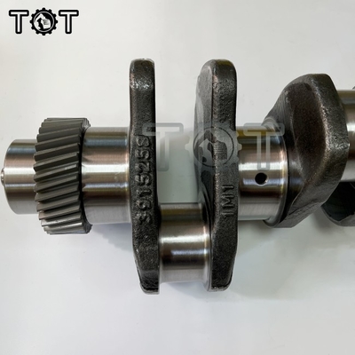 Komatsu PC200-7 220-7 ชิ้นส่วนเครื่องยนต์รถขุด S6D102E เพลาข้อเหวี่ยง 6735-01-1310 Cummins 6BT5.9 R215-9 LG922