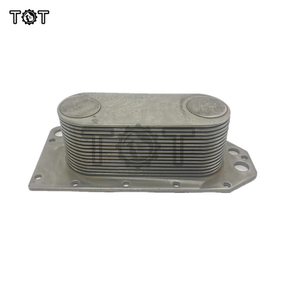 ชิ้นส่วนเครื่องยนต์ดีเซลของรถขุด Oil Cooler Core 6CT 6D114 3974815 3918175 3906296